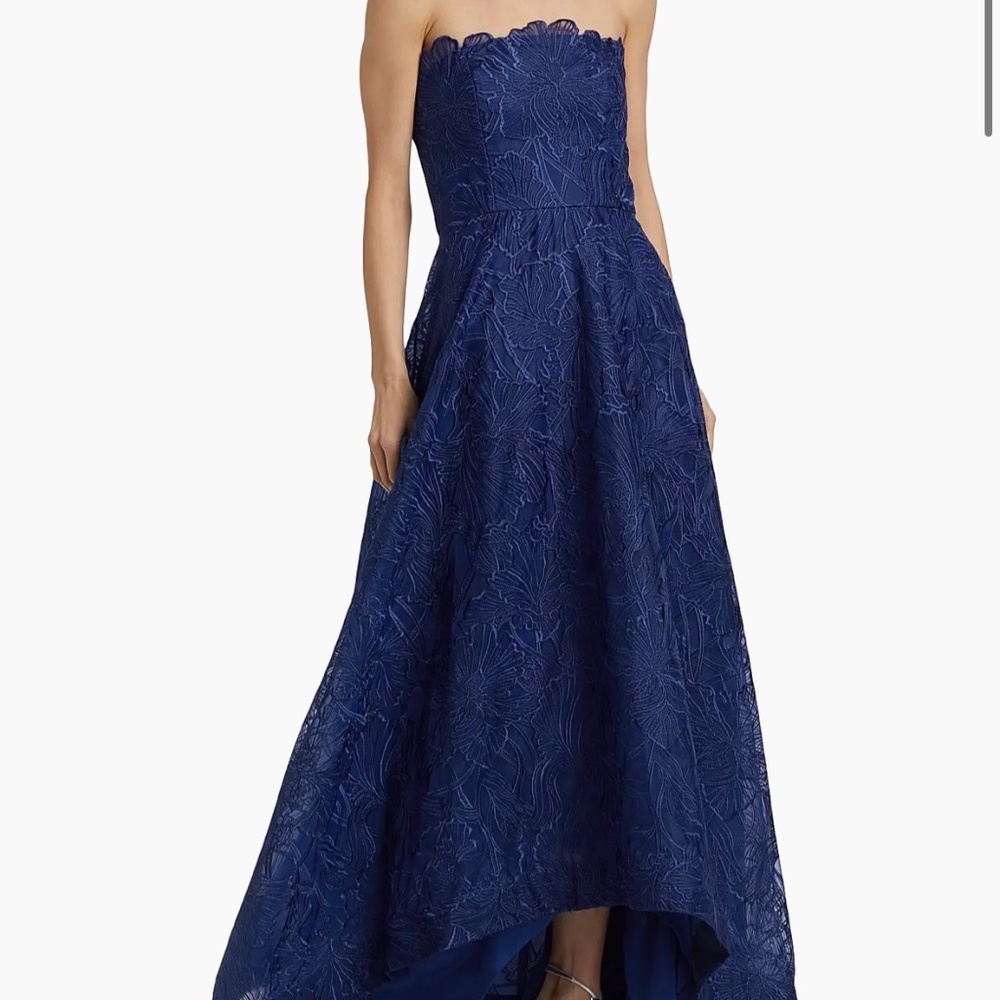 Saks Fifth Avenue “As it May” MOG or MOB dress  Size 4